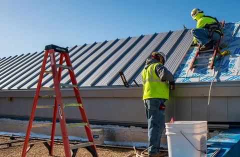 Why Residential Roofing Services in Northridge Are Worth It