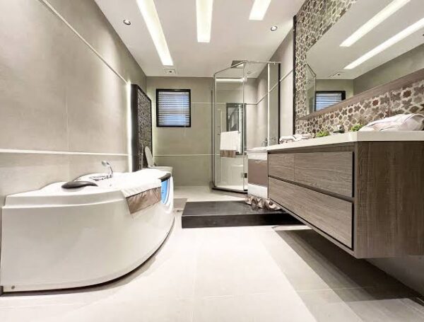Complete Home Renovation Services in Calabasas, CA