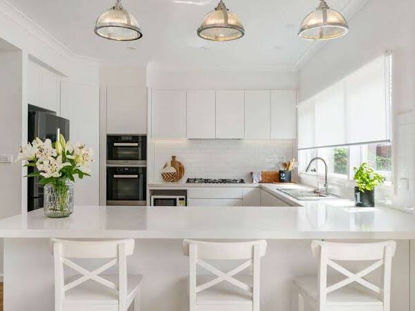 Who Offers Kitchen Remodeling Services in Thousand Oaks?